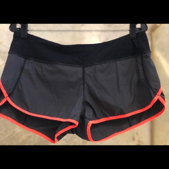 NWOT Lululemon Speed Shorts Cashew Tonka Stripe flare 10 - Picture 5 of 5